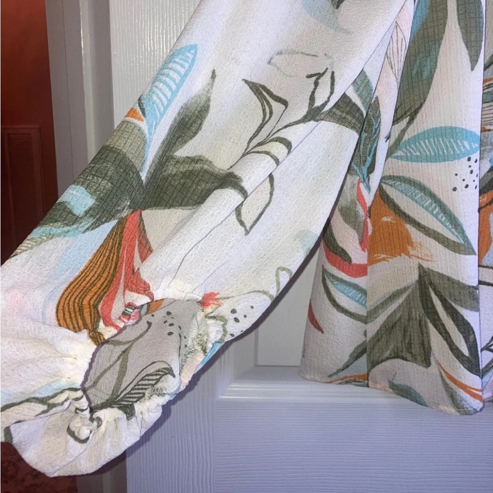 A New Day Womens Blouse Size XL‎ Tropical Floral Ties in Back  Ivory Green Lined - Picture 11 of 11